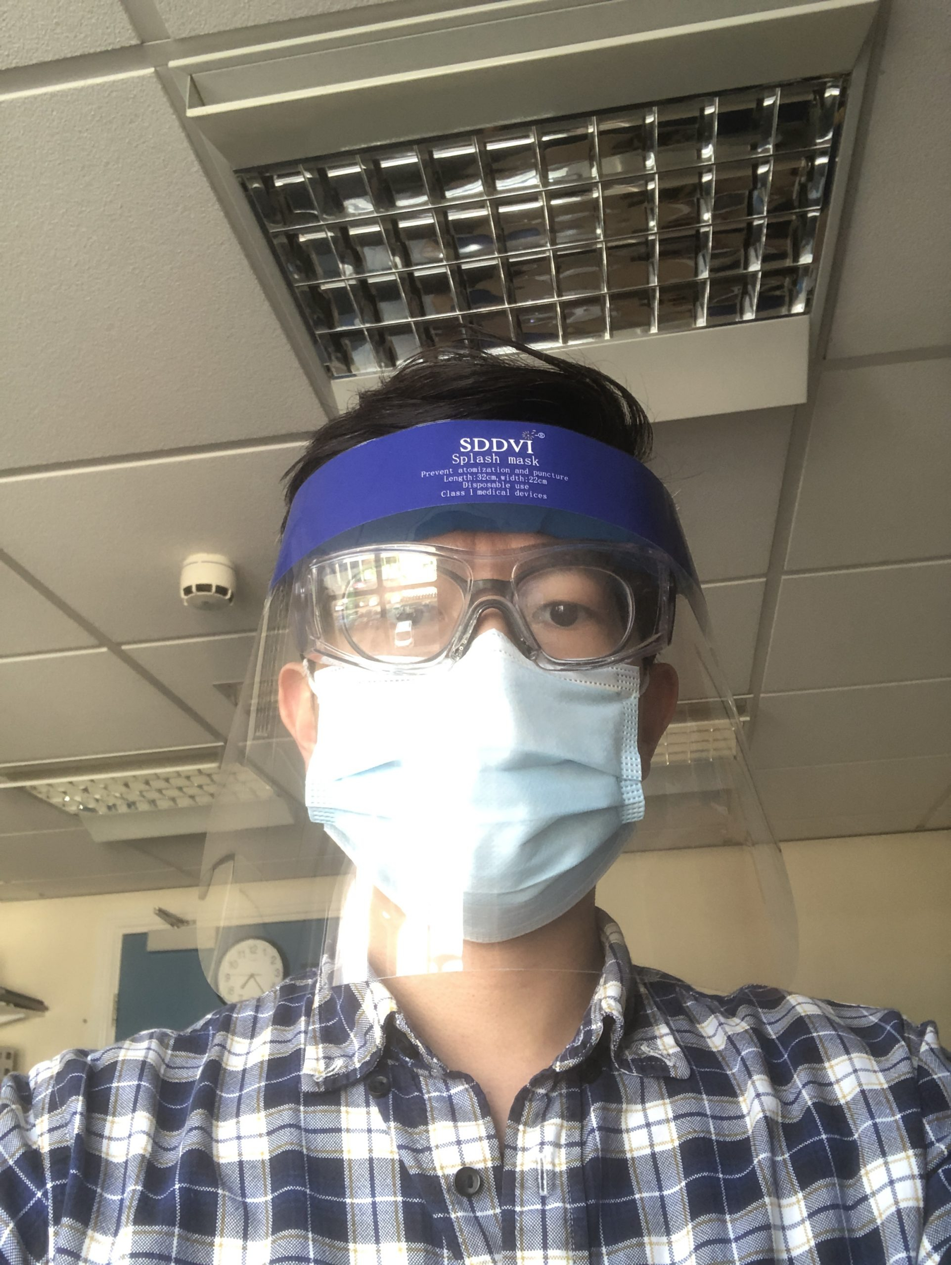 Wearing mask for hybrid education
